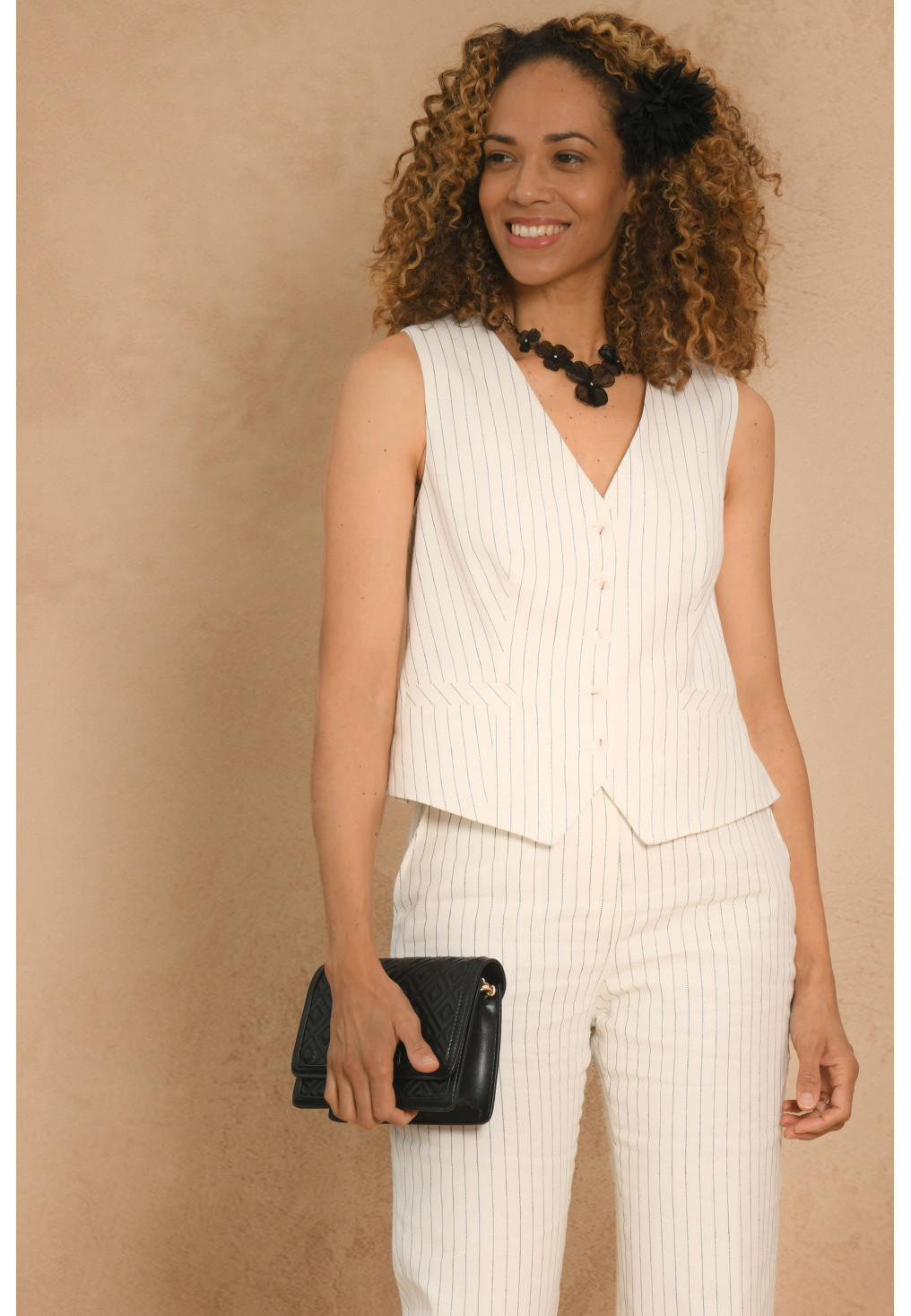 VESTE SANS MANCHES - OFF WHITE - GALYLE - Un Jour Ailleurs