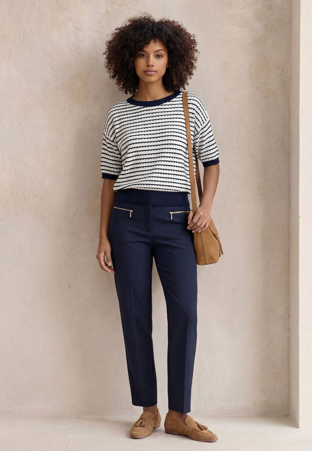 PANTALON 7/8 ZIPPE - LAURANE - MARINE - Un Jour Ailleurs