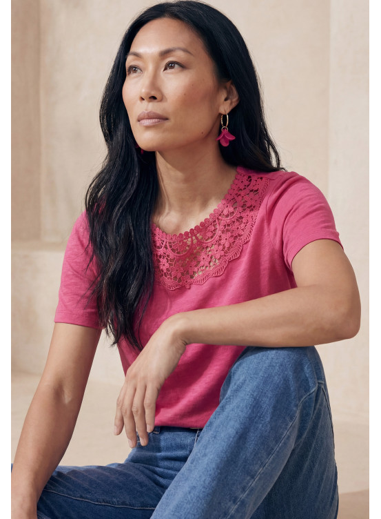 TEE-SHIRT - LACE - FRAISE - Un Jour Ailleurs