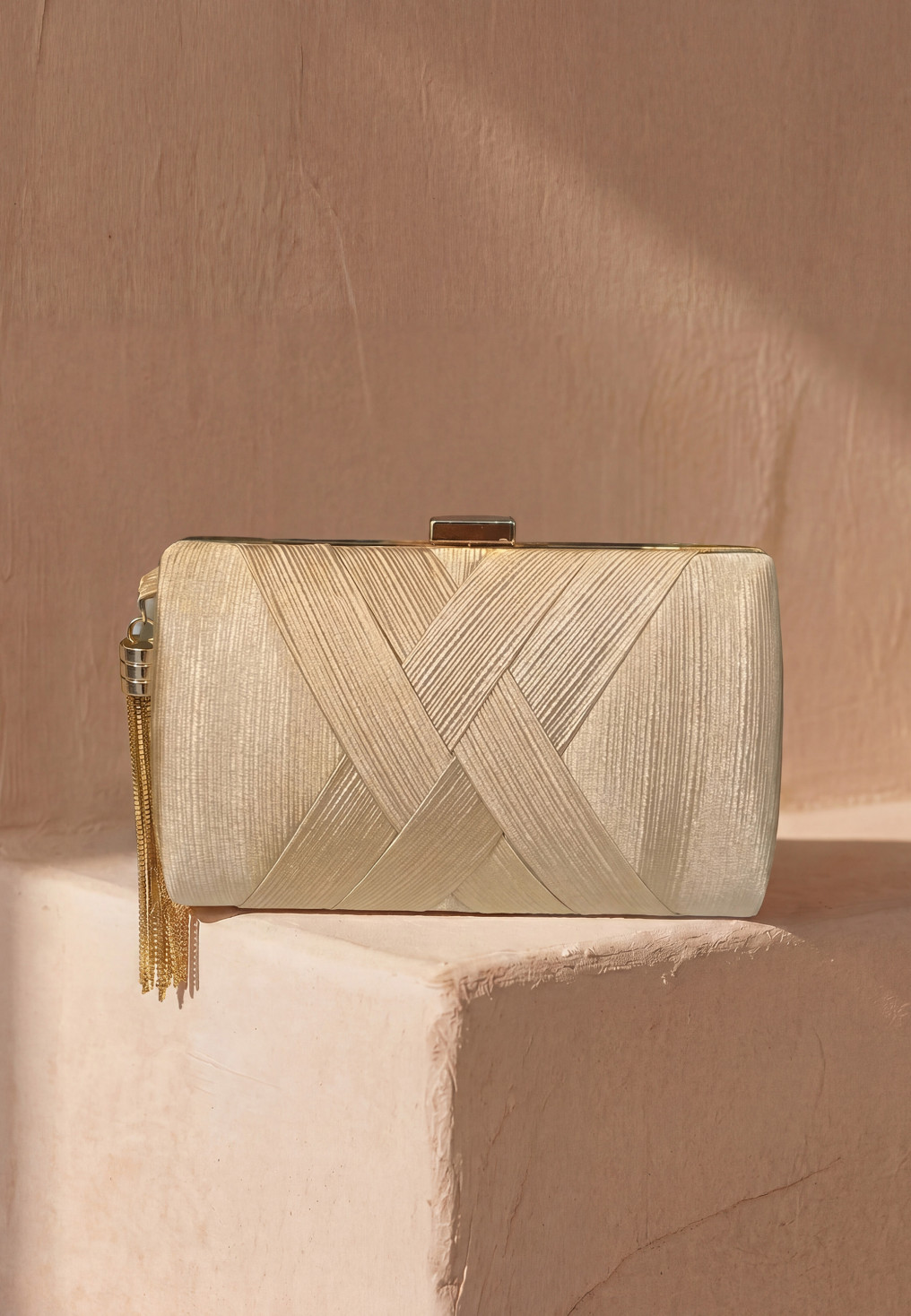 SAC - LOUZOUM - DORÉ - Un Jour Ailleurs